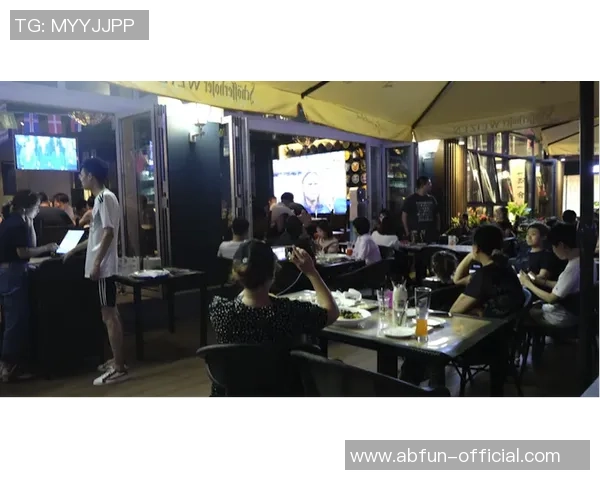 网易体育国际足球解析全球赛场动态与明星球员表现全景回顾 网易体育国际足球解析全球赛场动态与明星球员表现全景回顾