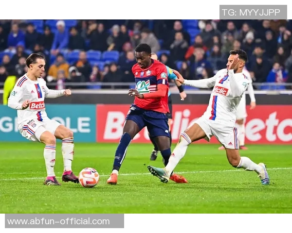 豪门足球风云直播全景解析精彩赛事背后的故事与传奇 豪门足球风云直播全景解析精彩赛事背后的故事与传奇